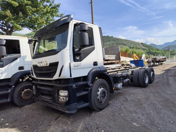 IVECO AD 260S31 (COD. PM1695) 